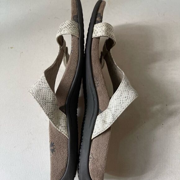 Orthaheel Vionic Molly Bone white & gray snake skin print slide sandals SZ 9.5 - Picture 6 of 9